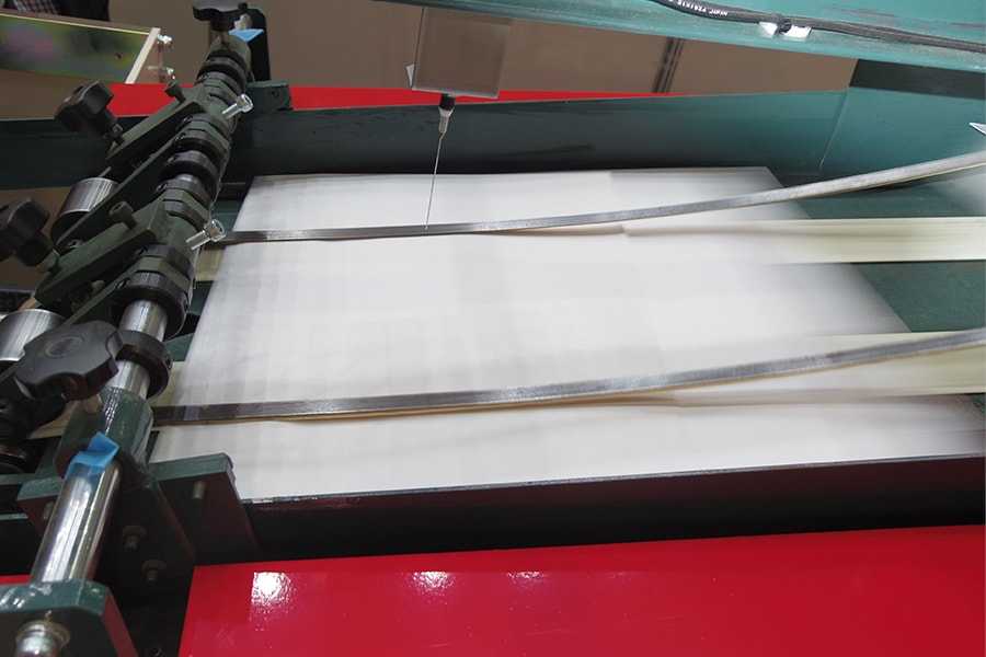 热冲压成型模具结构介绍，冷冲压模具结构